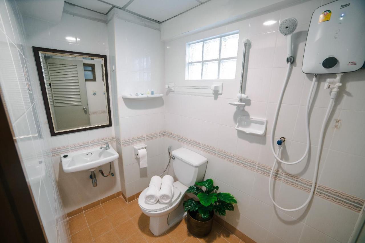 בנגקוק Platinum Villa מראה חיצוני תמונה